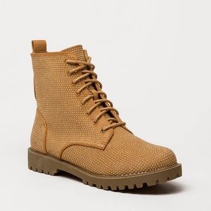 NEW‼️ Liliana Studded Combat Boots Lug Sole